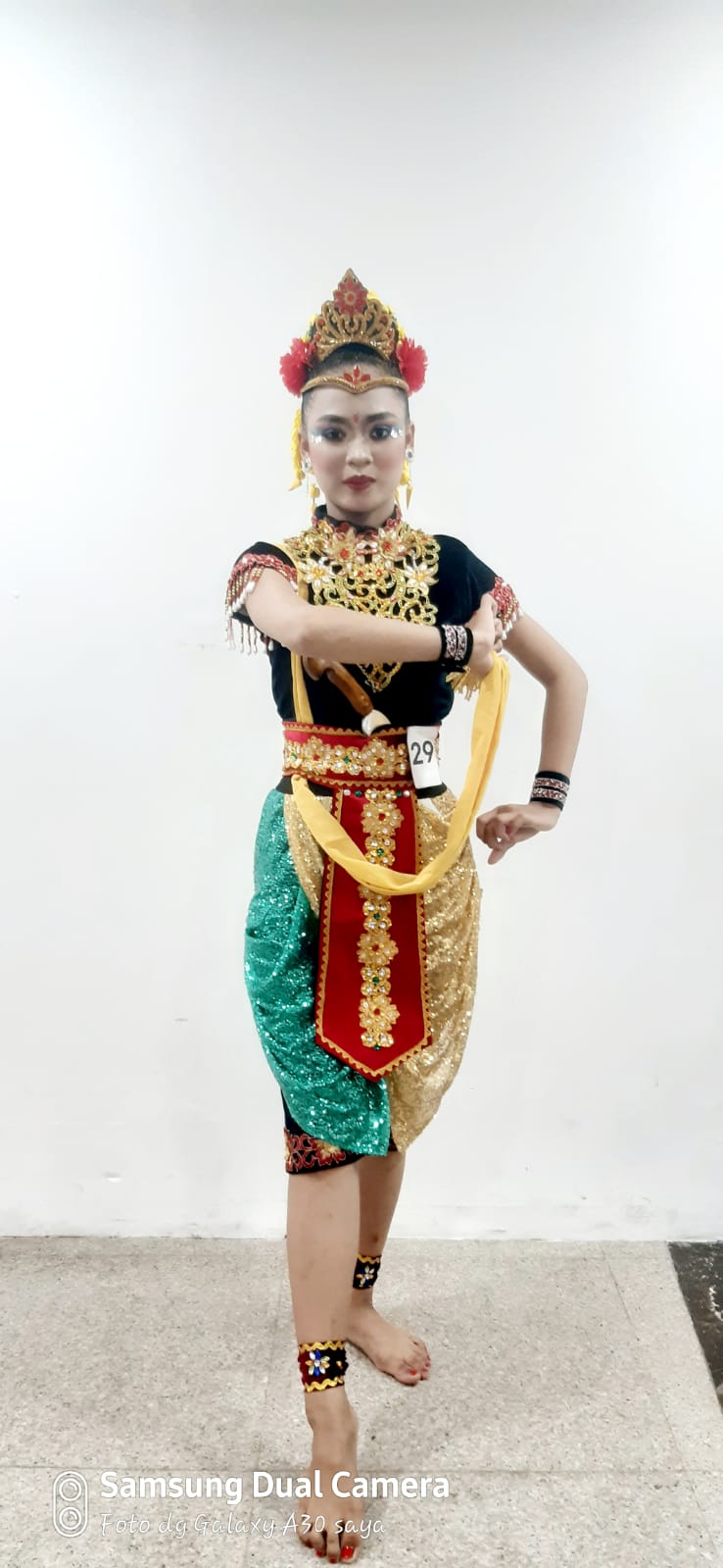Askanah sakhi